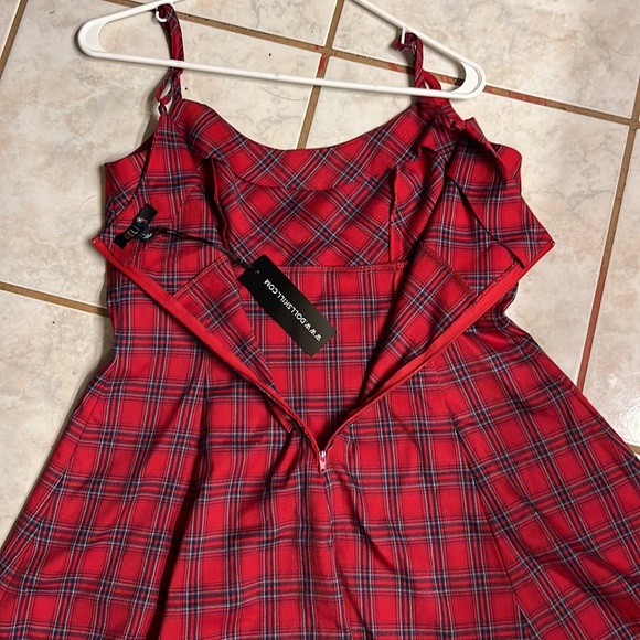 Dolls Kill size large - Picture 8 of 10